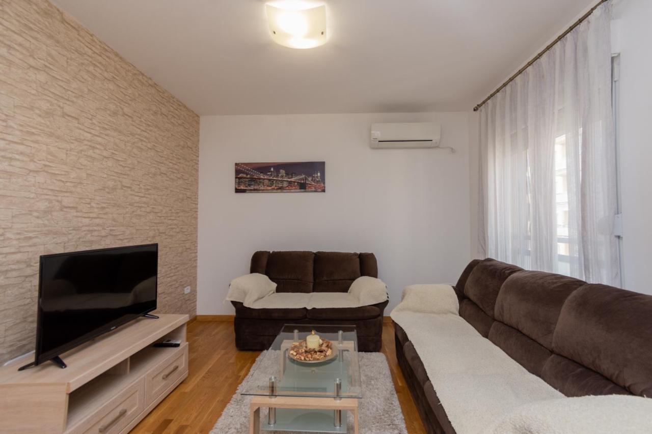 City Compass Apartment 2 Podgorica Kültér fotó
