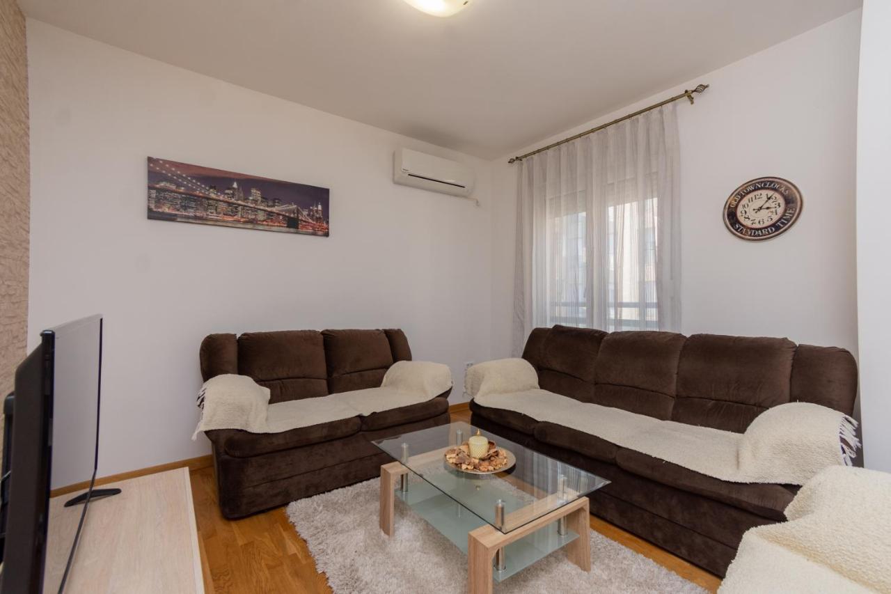 City Compass Apartment 2 Podgorica Kültér fotó