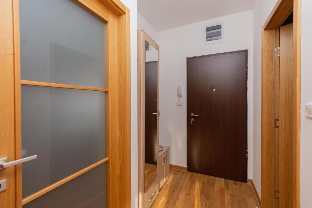 City Compass Apartment 2 Podgorica Kültér fotó