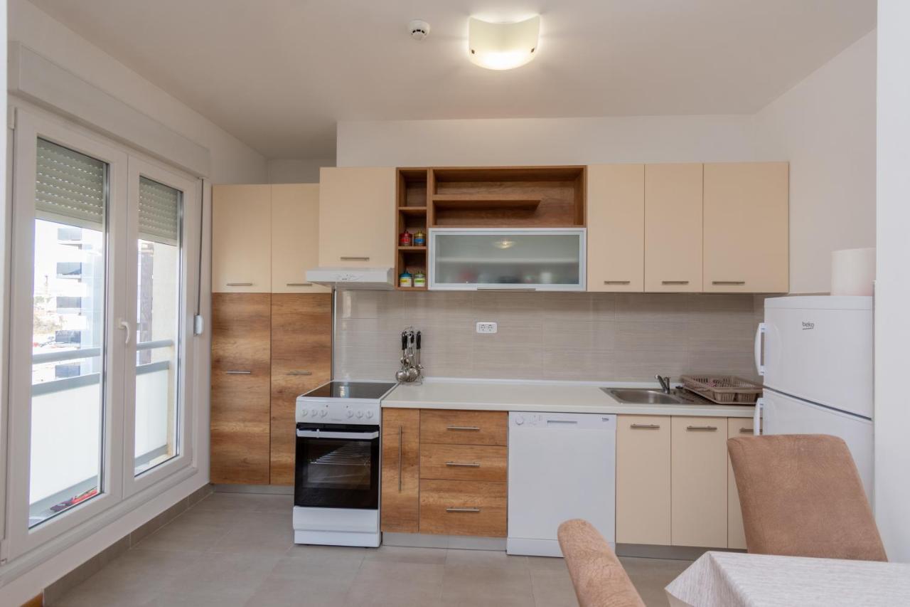 City Compass Apartment 2 Podgorica Kültér fotó