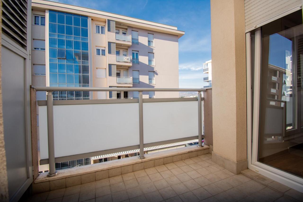 City Compass Apartment 2 Podgorica Kültér fotó